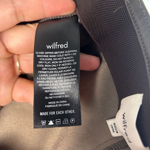 Aritzia Wilfred Elaine High-waist flared Vegan Leather pants - Picture 7 of 7